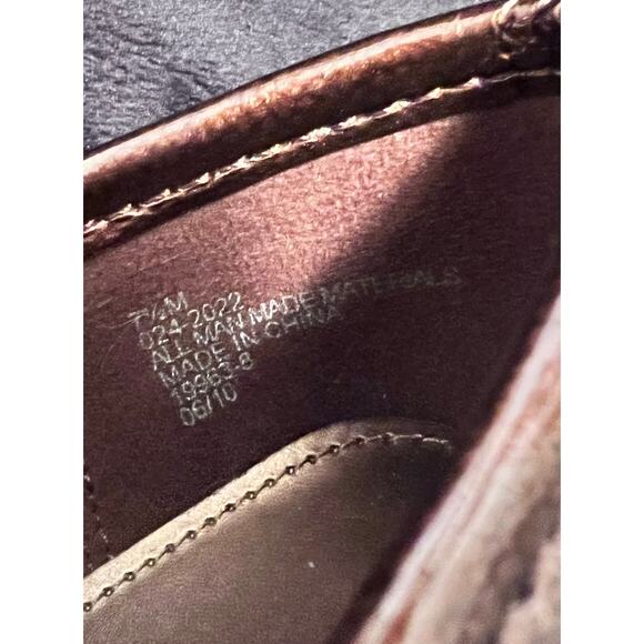 Kate Ann Copper-toned Low-heeled Closed-toe Style Shoe 7.5M - Picture 2 of 9